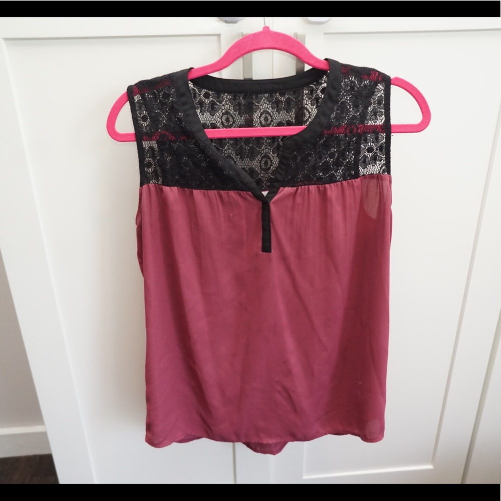 Sleeveless burgundy and black lace top